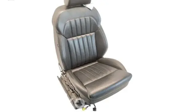 Skoda Superb B8 (3V) Front passenger seat 