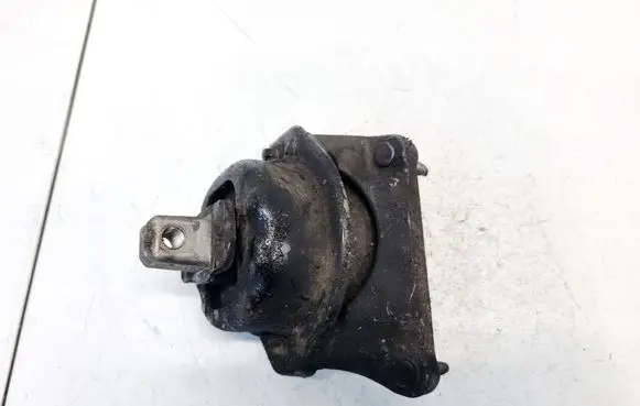 BMW 7 E65 E66 Engine mount bracket 2211686235 6756095-01