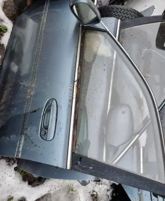 Mazda 626 Front door