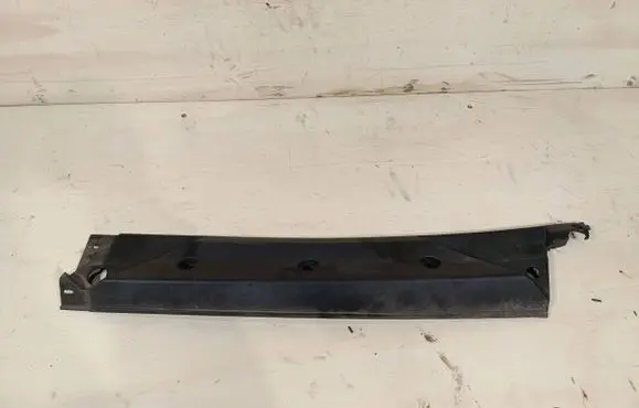 Iveco Daily 6th gen Wiper trim 5801918264