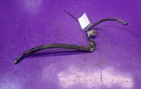 Opel Astra H Power steering hose/pipe/line 13122703