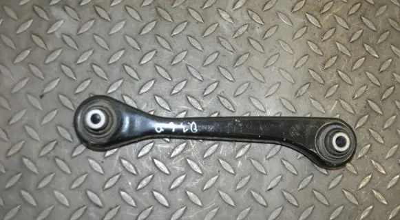 Audi Q3 8U Rear upper control arm/wishbone