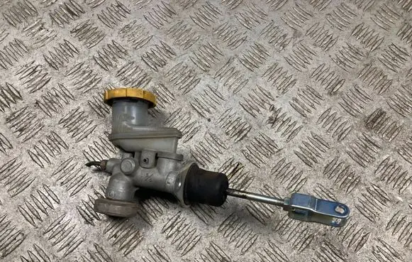 Subaru Forester SG Clutch master cylinder