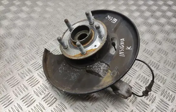 Opel Insignia A Front wheel hub