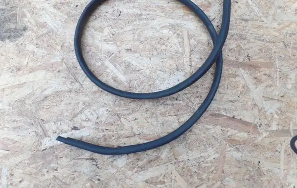 Audi A6 S6 C5 4B Engine compartment rubber 