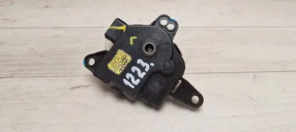 KIA Optima A/C air flow flap actuator/motor D267EBAAA01