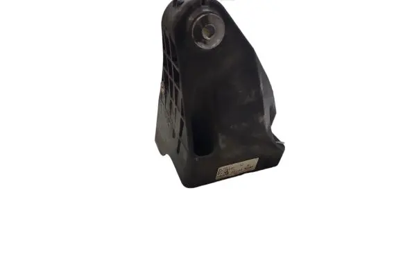 Mercedes-Benz E W213 Engine mounting bracket A6542230100