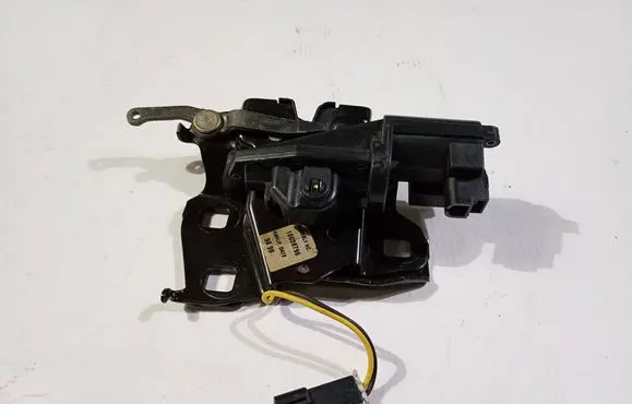 Chevrolet Corvette C5 Tailgate/trunk/boot hinge 16638796