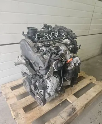Volkswagen Golf VI Engine CBD332647