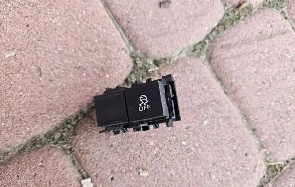 Opel Combo E Traction control (ASR) switch 9817027877