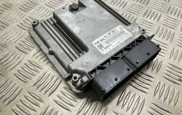 Volkswagen PASSAT B8 Engine control unit/module ECU 04L907309R