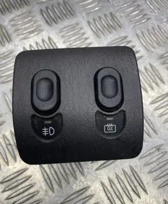 Fog light switch