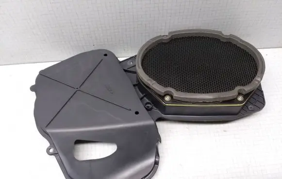 Ford Mondeo Mk III Front door speaker 1S7F19B171BF