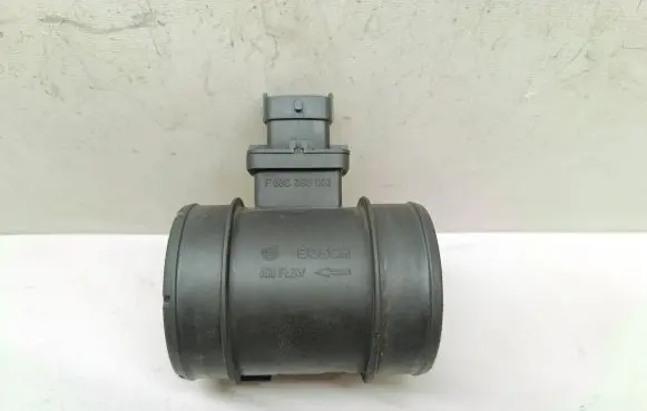 Alfa Romeo Mito Mass air flow meter F00C2G8003