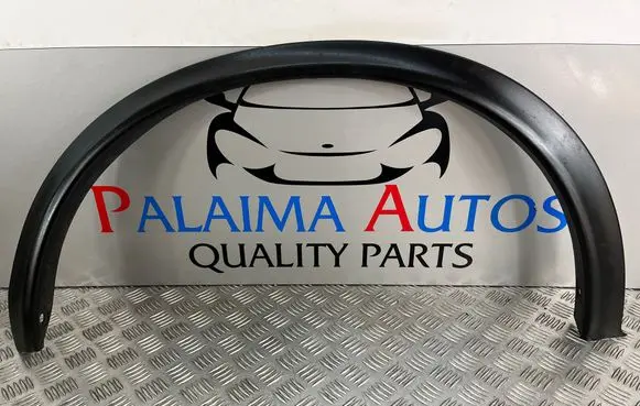 Nissan Juke I F15 Front arch trim 63861