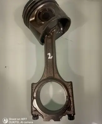 Volvo V70 Piston with connecting rod