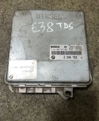 BMW 7 E38 Engine control unit/module 2246763 67003 961003