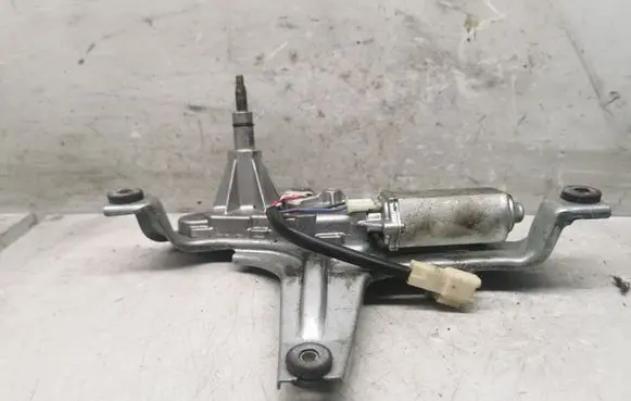 Mitsubishi Grandis Rear window wiper mechanism 