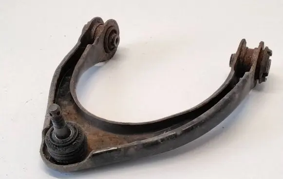 Lexus IS 220D-250-350 Front lower control arm/wishbone