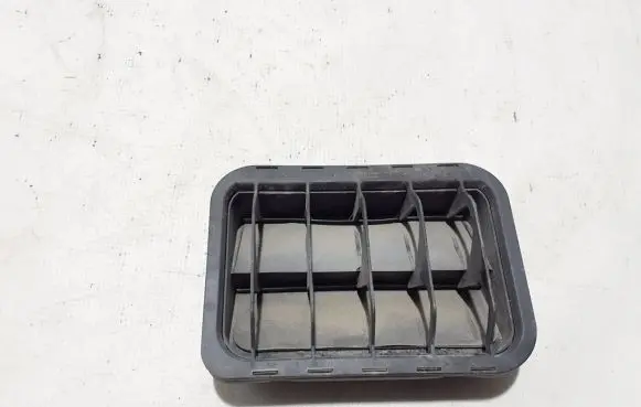 Mercedes-Benz Vito Viano W639 Fender grill A2038300142