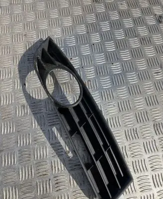 Volkswagen PASSAT B6 Front fog light trim/grill 05322452