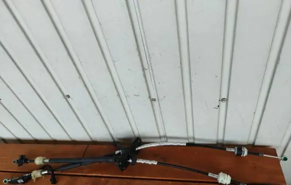 Opel Movano C Gear shift cable linkage