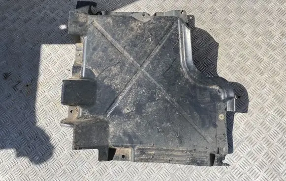 Volkswagen Transporter - Caravelle T5 Rear underbody cover/under tray 7H3825211