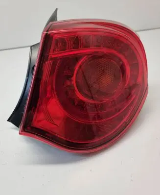Alfa Romeo Giulietta Rear/tail lights 0050513612