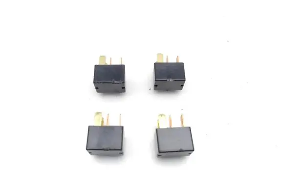 Nissan Qashqai Other relay 252307990A