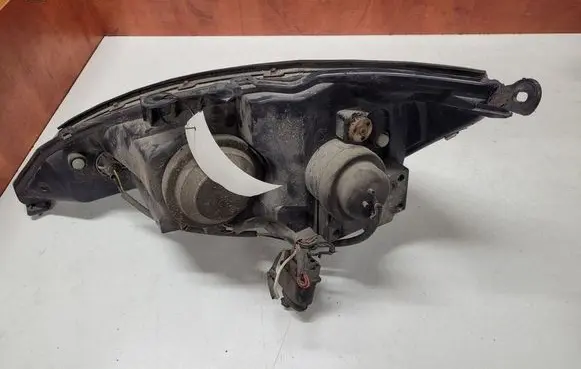 Ford Focus Headlight/headlamp