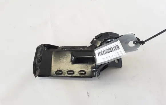 Volvo XC60 Radiator mount bracket 31261932