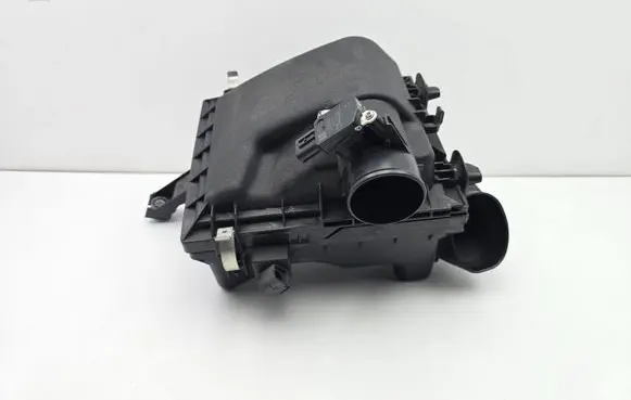 Lexus CT 200H Air filter box 1781237030