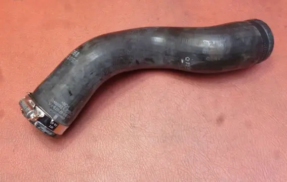 Ford Fiesta Air intake hose/pipe H1B16F073FA
