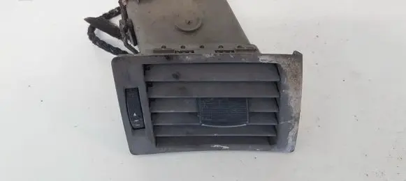 Audi A4 S4 B6 8E 8H Dash center air vent grill 438401 4384-01