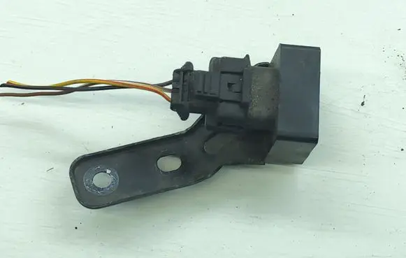 Opel Astra J Sensor 002455000046 12779135