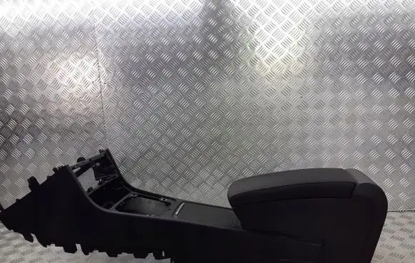 Volkswagen PASSAT B6 Refrigerator 3C0863319AE