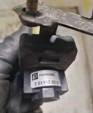 Renault Laguna II Turbo solenoid valve 701152020