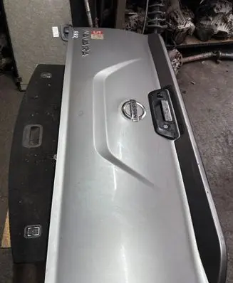 Nissan Navara D23 Tailgate/trunk/boot lid
