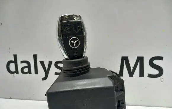 Mercedes-Benz CLS C218 X218 Ignition lock A2189054701 2189054701
