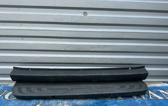 Mercedes-Benz Sprinter W907 W910 Rear sill trim cover A9078801100