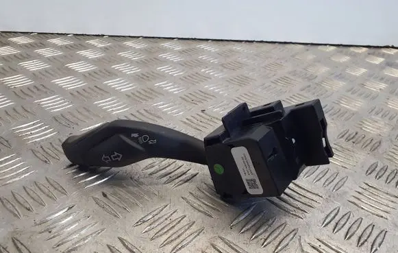 Ford Focus Indicator stalk AV6T13335AD