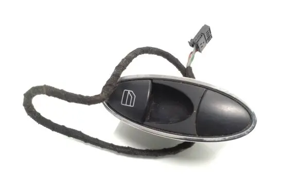 Mercedes-Benz E W211 Electric window control switch A2118218651