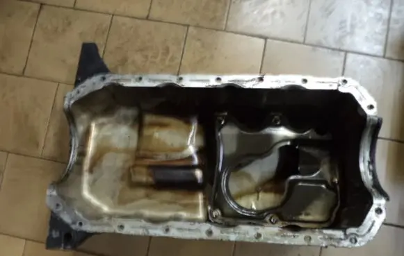 Mazda 323 Oil sump