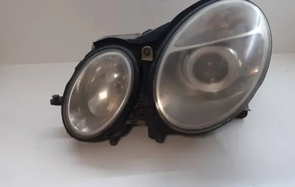 Mercedes-Benz E W211 Headlight/headlamp 16156300