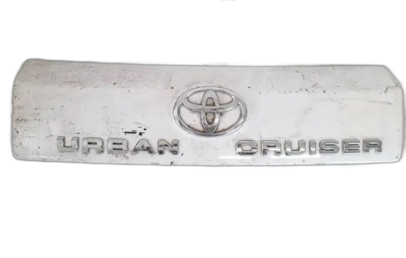 Toyota Urban Cruiser (XP110) Trunk door license plate light bar 