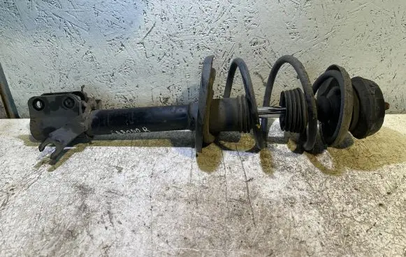 Dacia Sandero Front shock absorber/damper