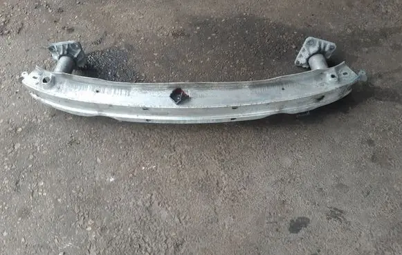Front bumper cross member
