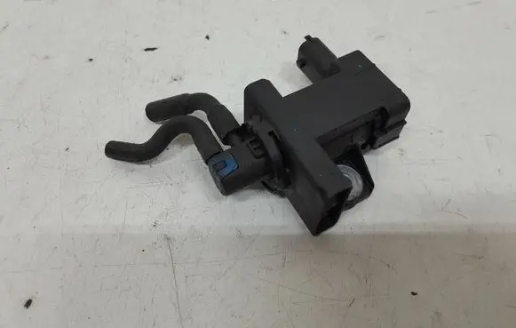 Opel Insignia A Turbo solenoid valve 55509482