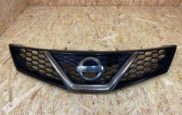 Nissan Pulsar Front bumper upper radiator grill 623103ZL0A