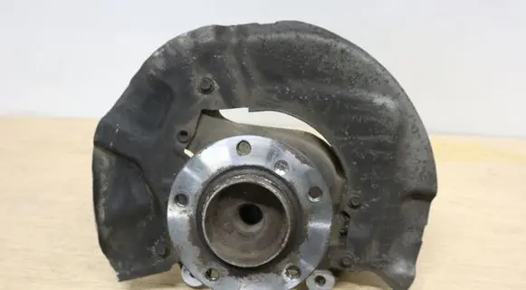 BMW 5 E60 E61 Front wheel hub 6760953